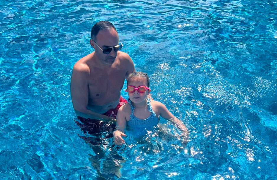 aprender a nadar a niños de 5 años